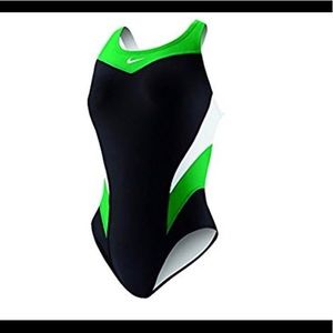 Nike Women's Victory Color Block Power Back Tank